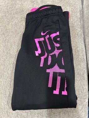 Nike Thermafit sweatpants